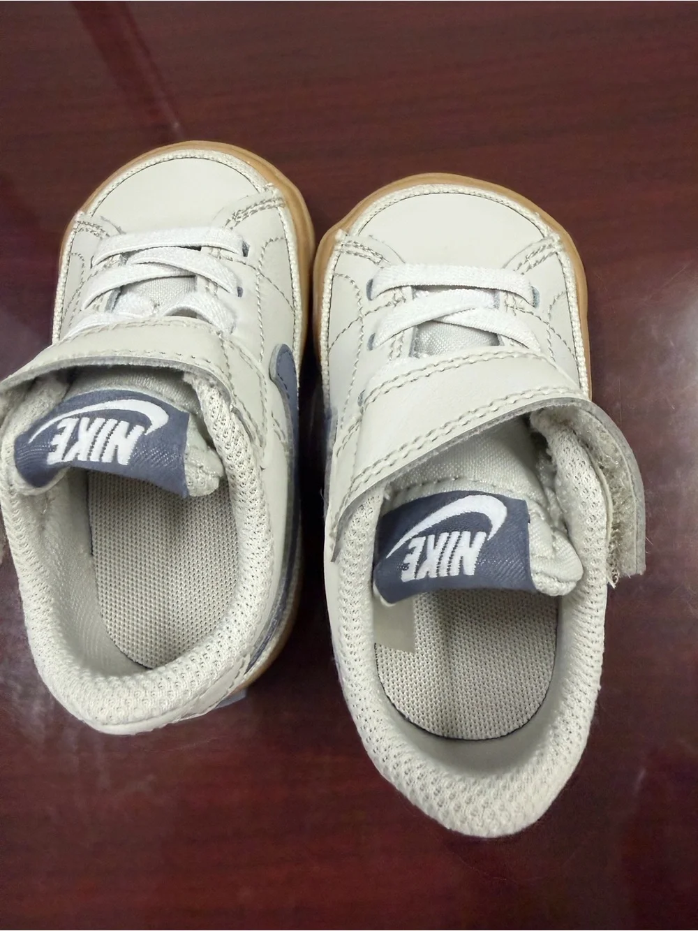 Nike Kids White Leather Sneakers with Gum Sole